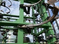2005 John Deere 2210 Field Cultivator