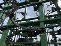 2005 John Deere 2210 Field Cultivator