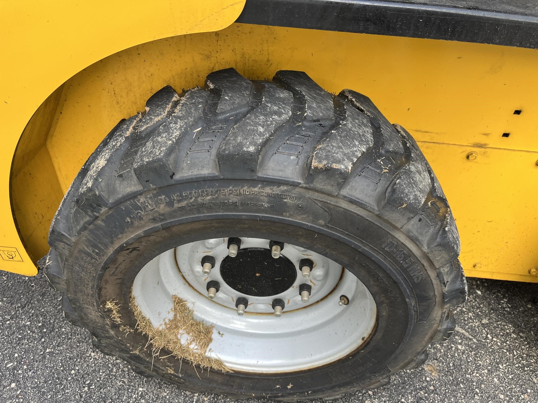 2023 Gehl R190 Skid Steer