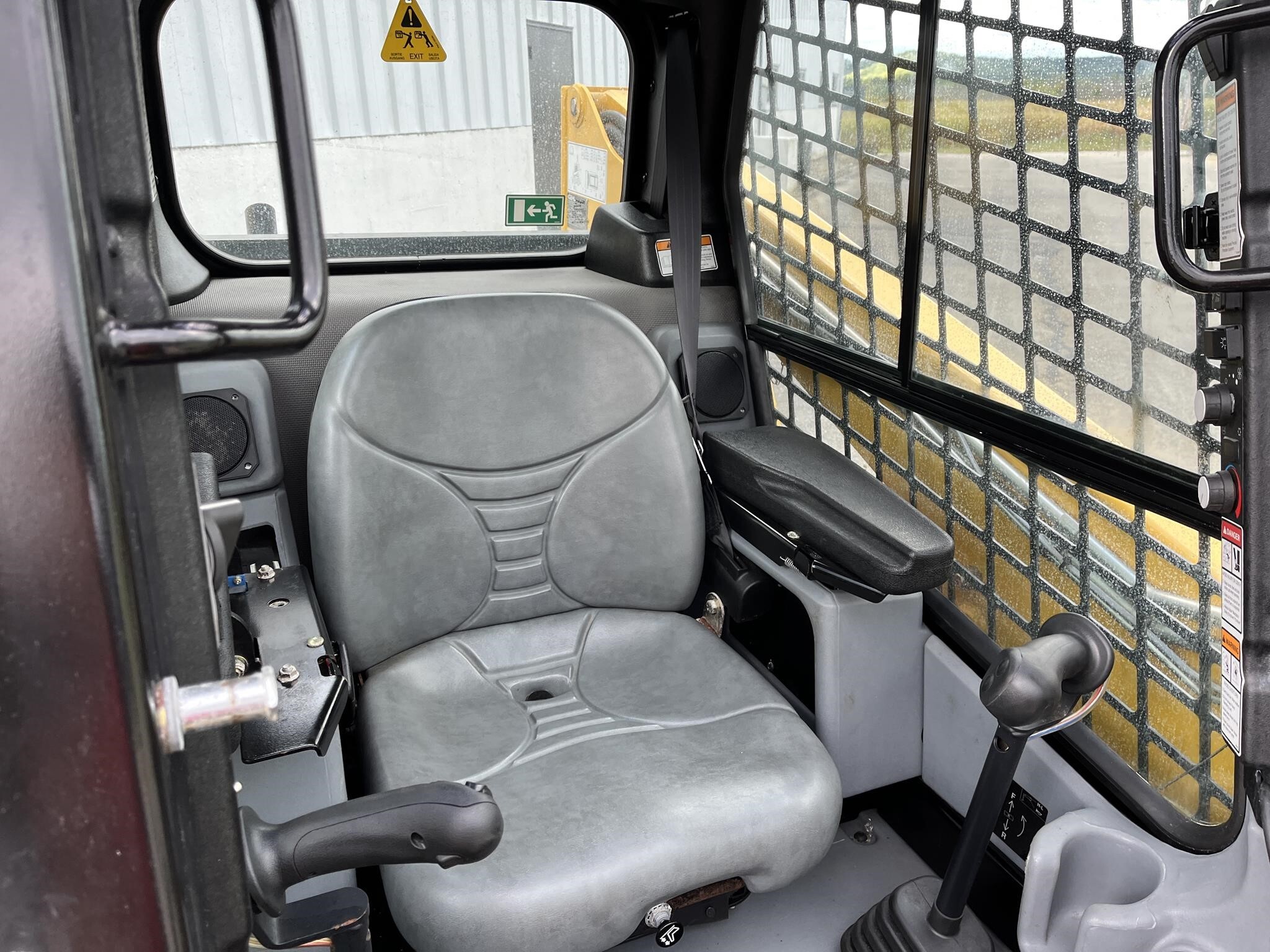 2023 Gehl R190 Skid Steer