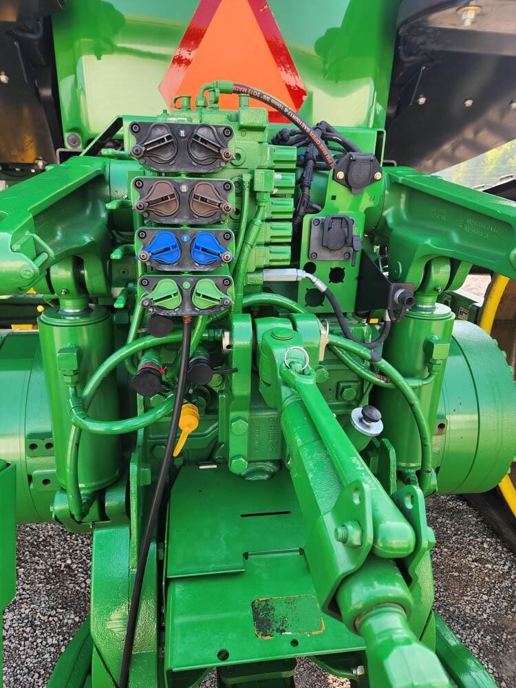 2012 John Deere 8360RT Tractor