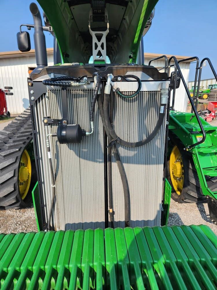 2012 John Deere 8360RT Tractor