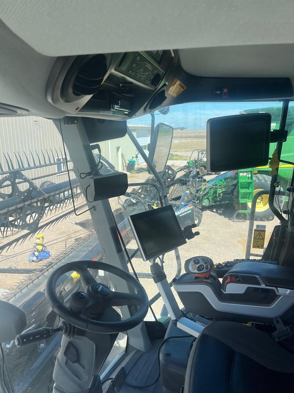 2023 Claas LEXION 7500TT Combine