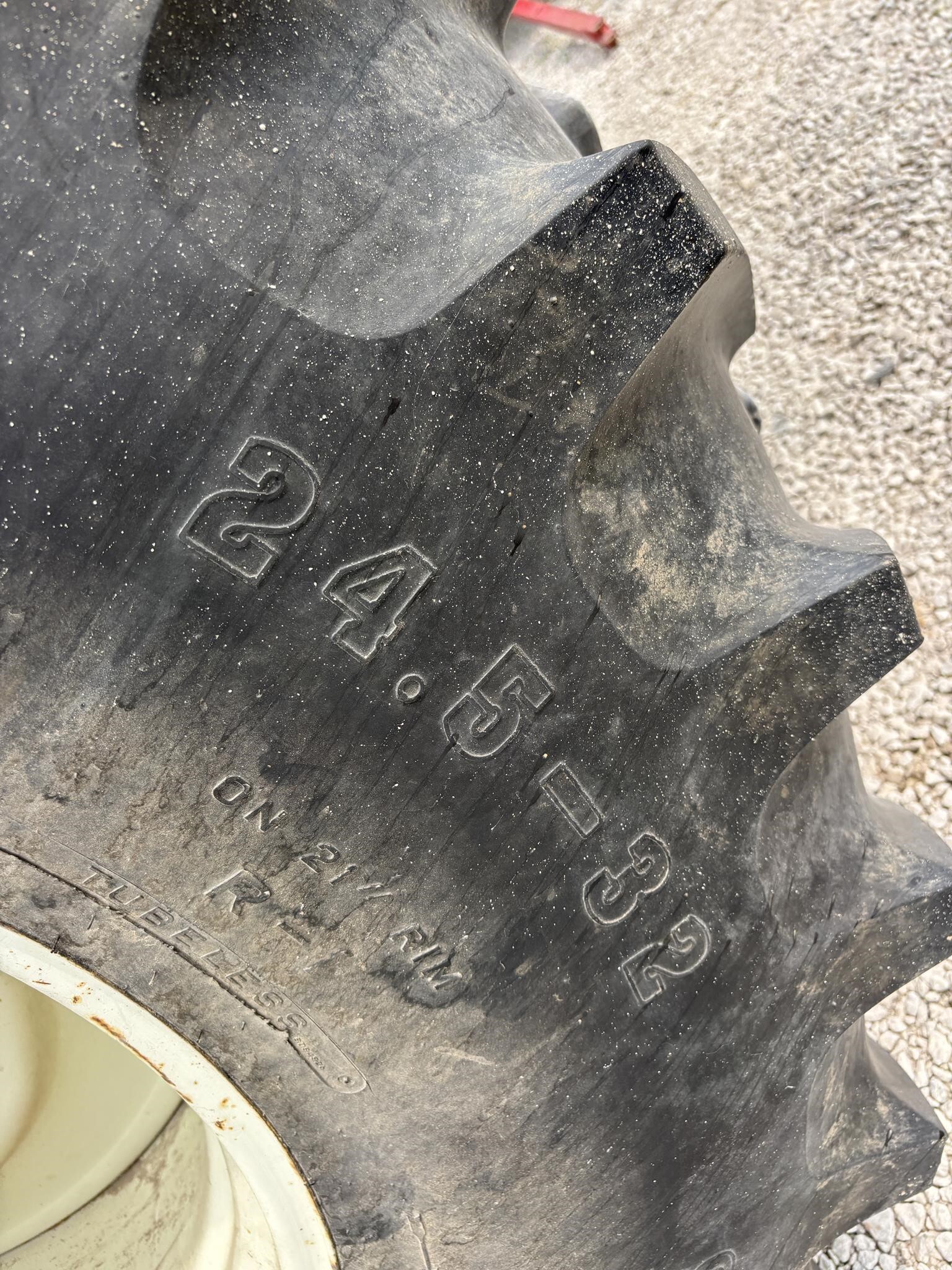  J&M 525-14 Grain Cart