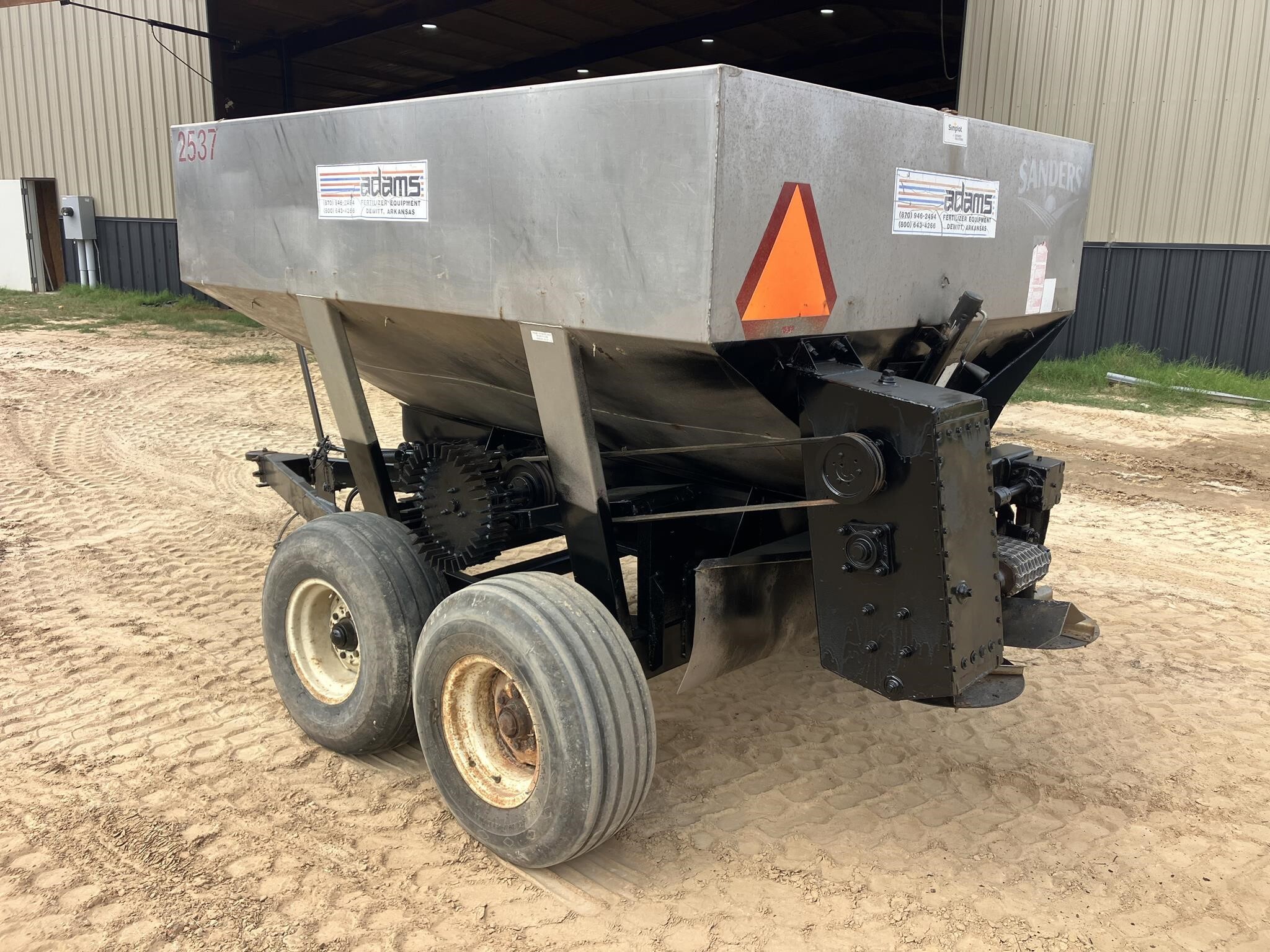 Adams Fertilizer Equipment 5T Pull-Type Fertilizer Spreader - $7,500 ...