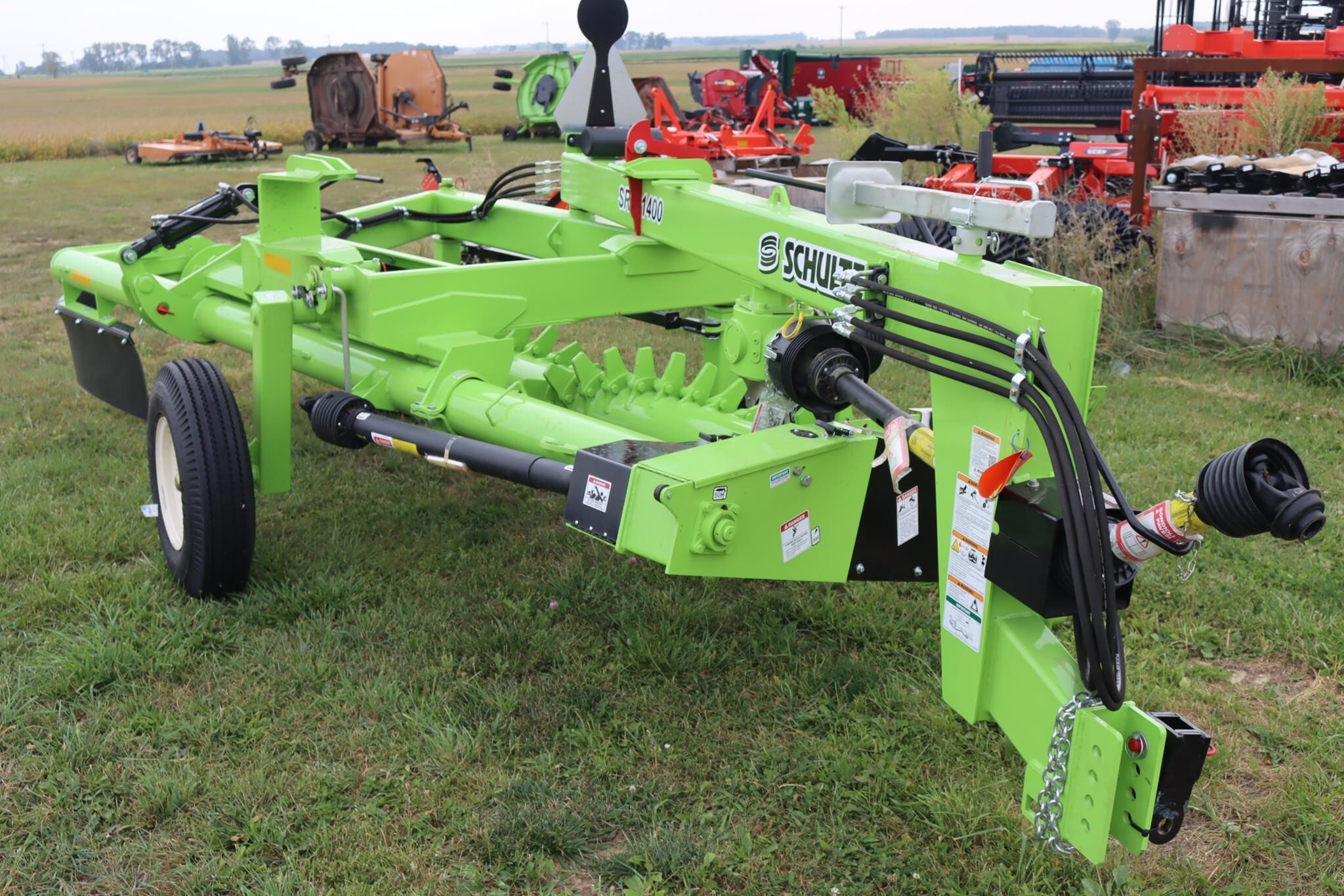 2025 Schulte SRW1400 Rock Picker