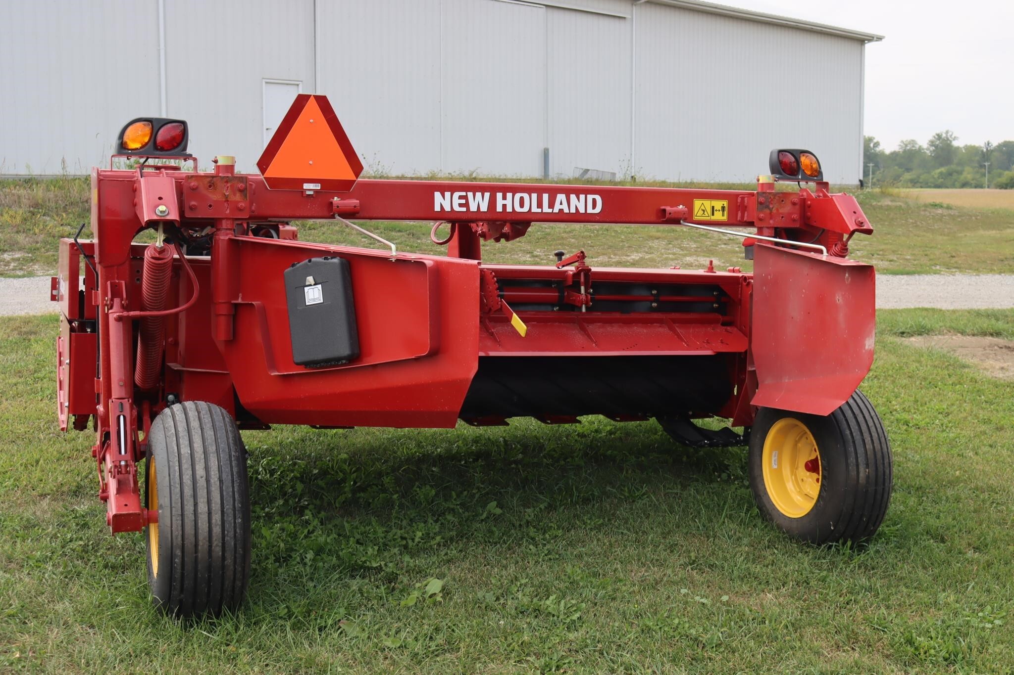  New Holland Discbine 210 Mower Conditioner