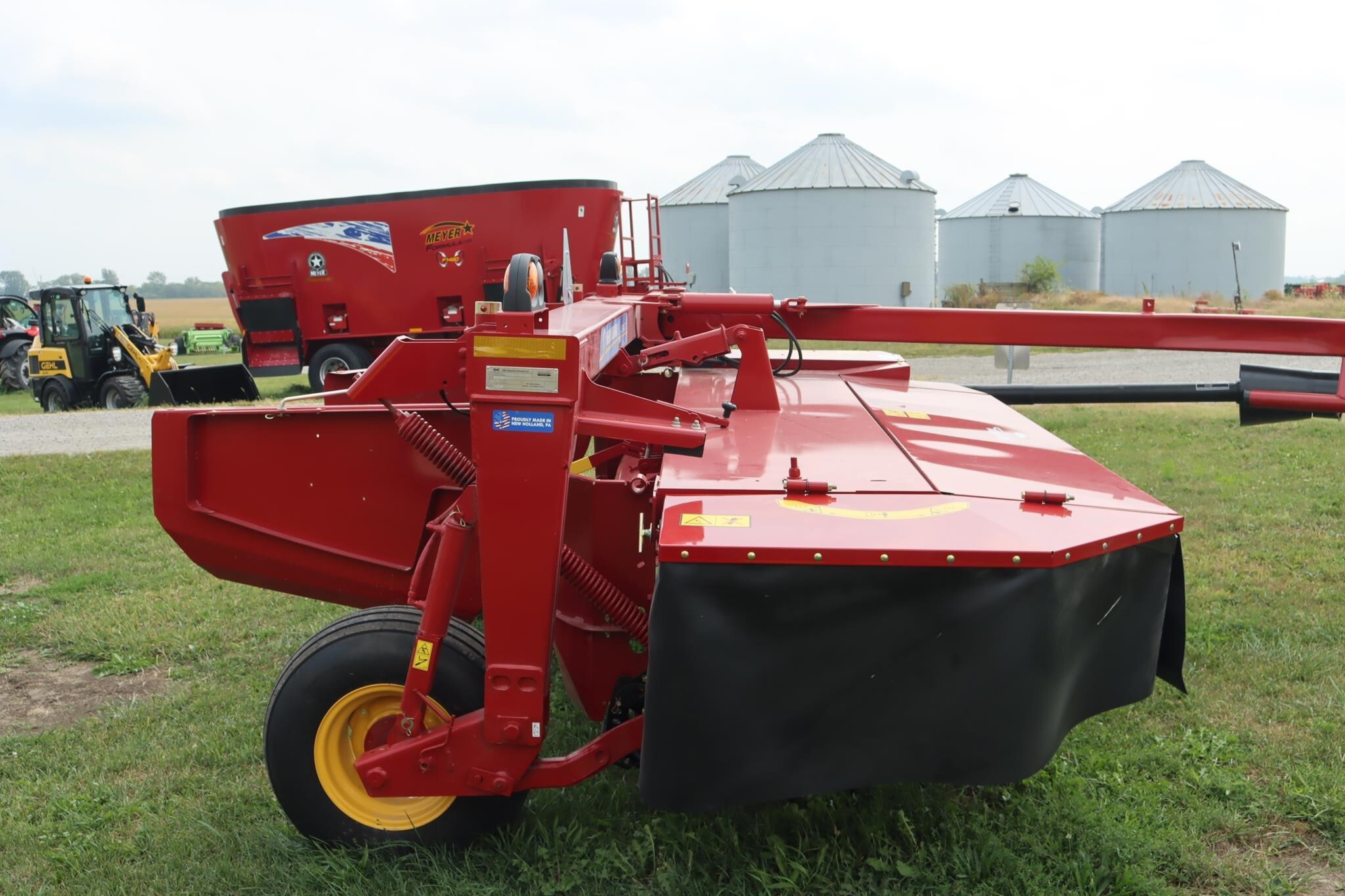  New Holland Discbine 210 Mower Conditioner