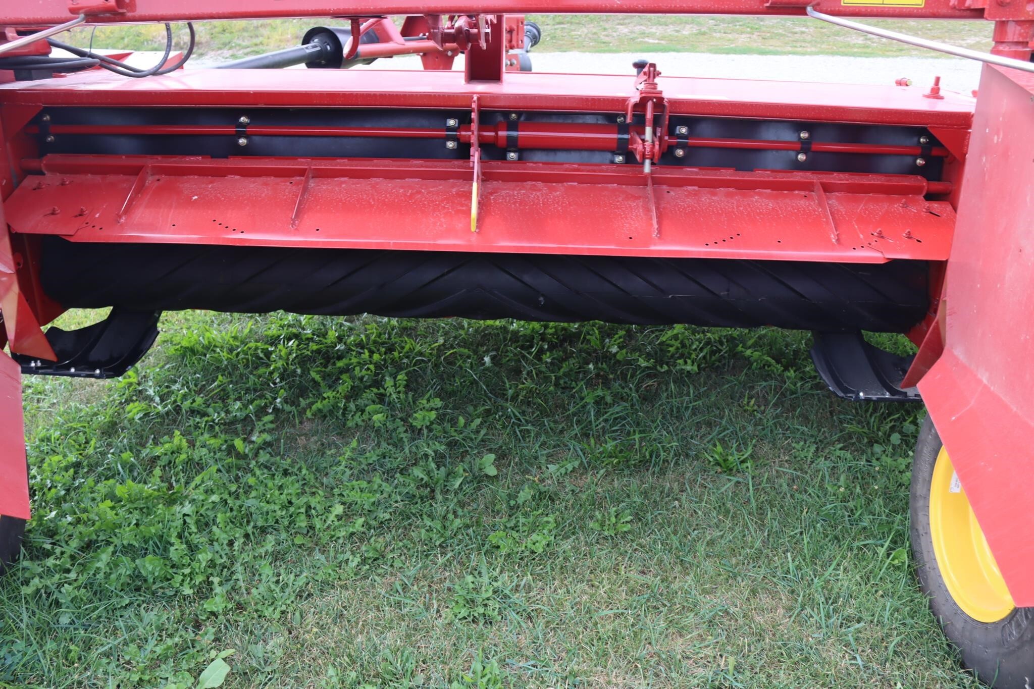  New Holland Discbine 210 Mower Conditioner