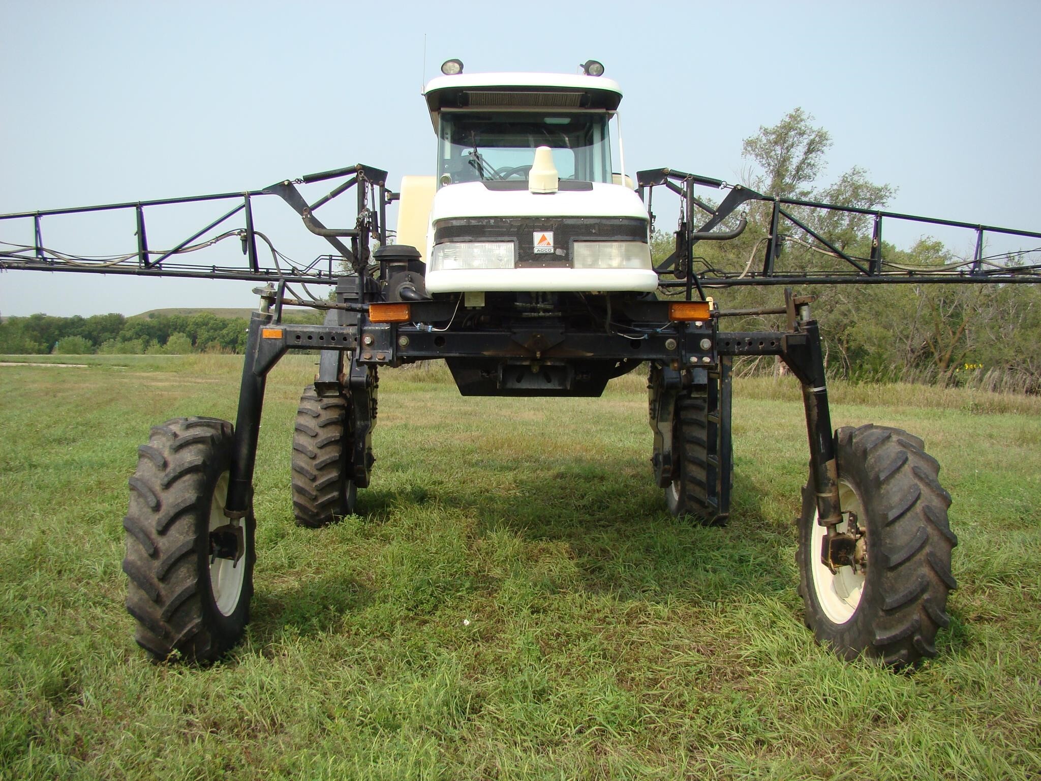 2008 Ag-Chem SpraCoupe 4655 Self-Propelled Sprayer