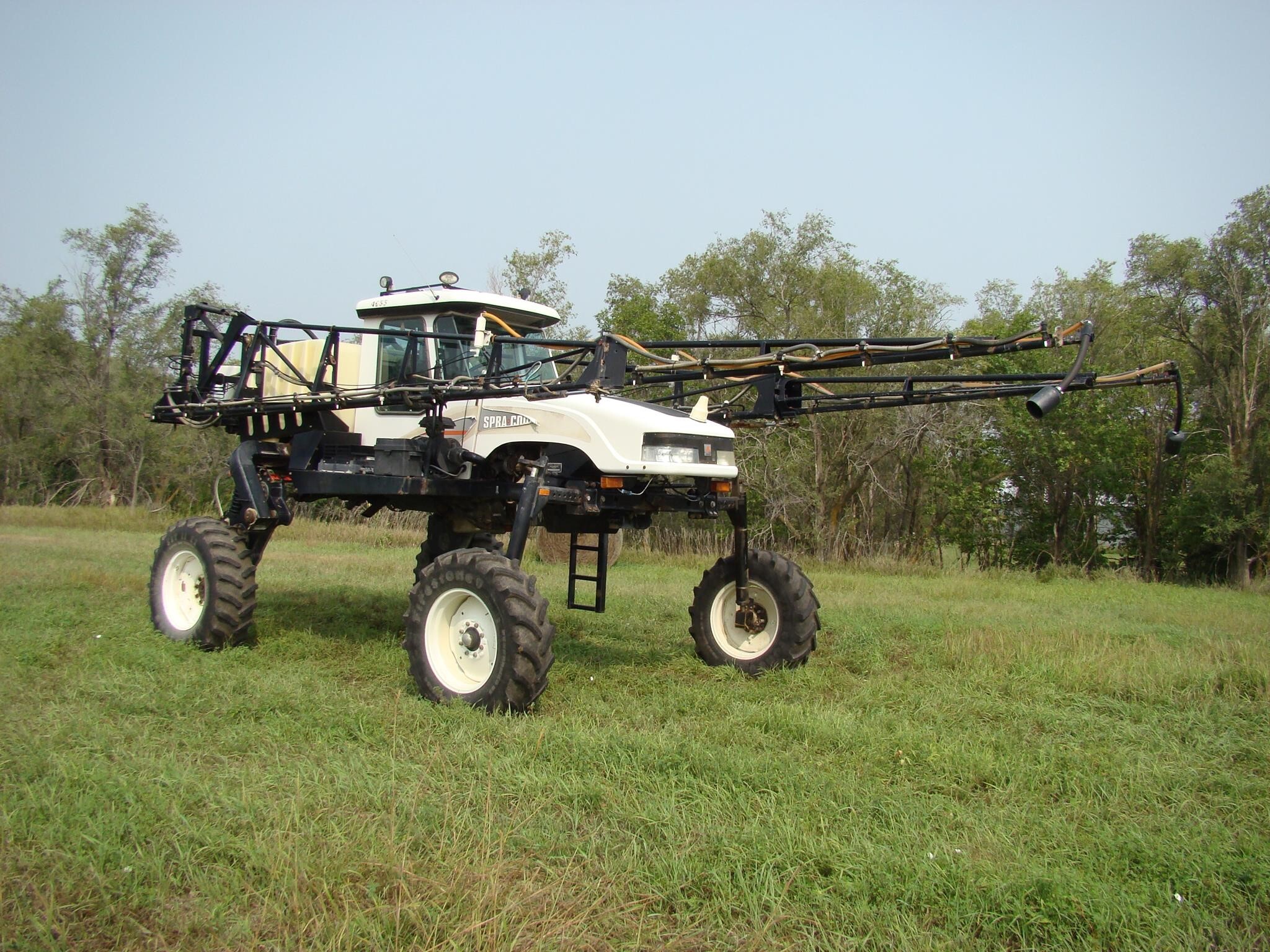 2008 Ag-Chem SpraCoupe 4655 Self-Propelled Sprayer