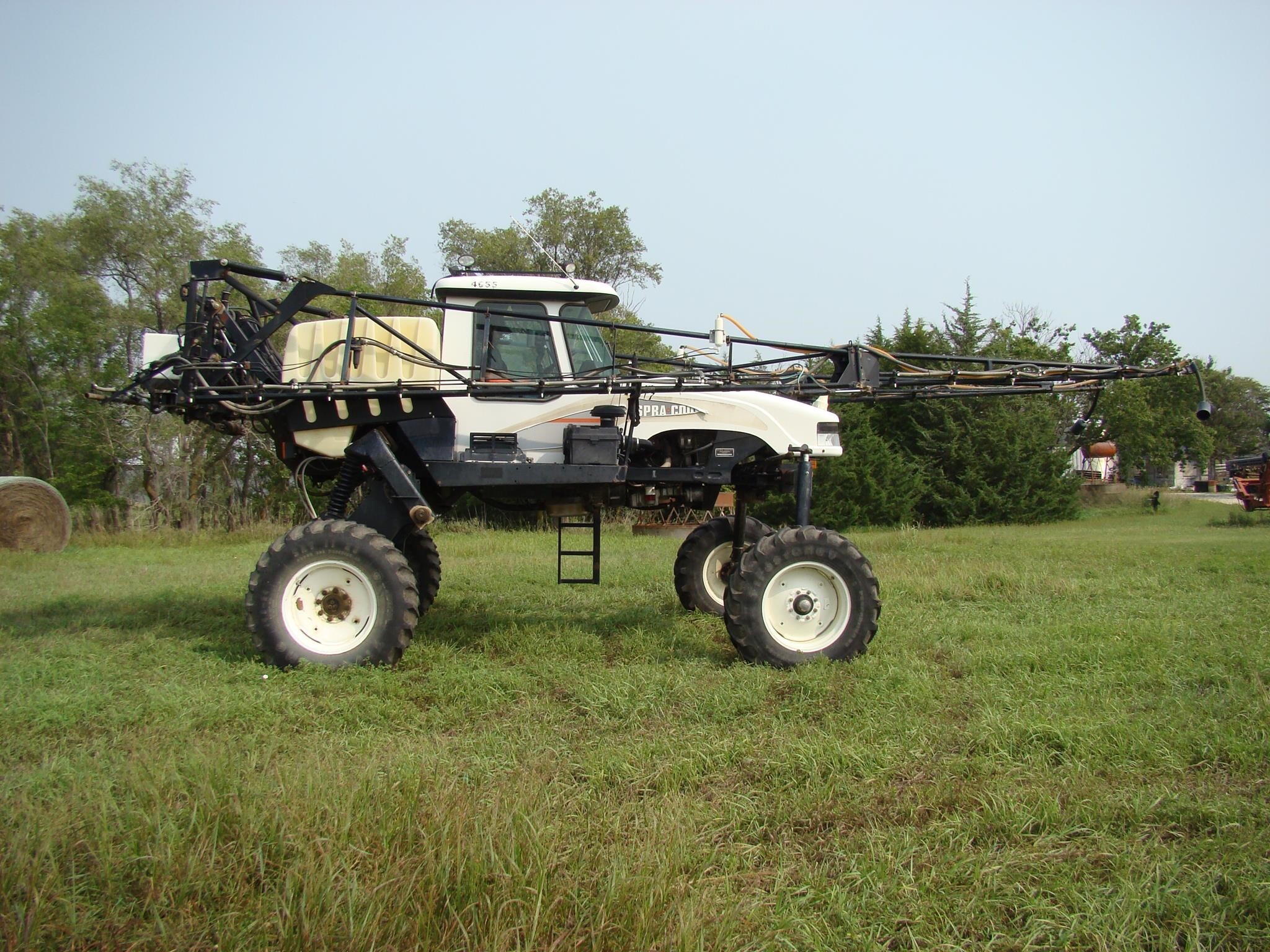 2008 Ag-Chem SpraCoupe 4655 Self-Propelled Sprayer