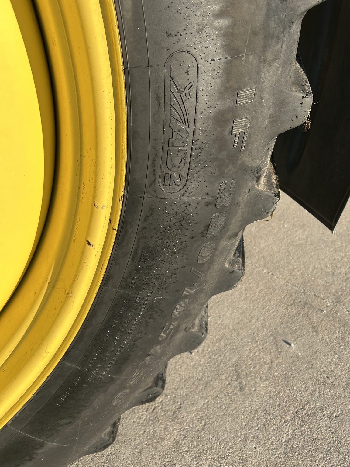 2014 John Deere 4940 Self-Propelled Sprayer