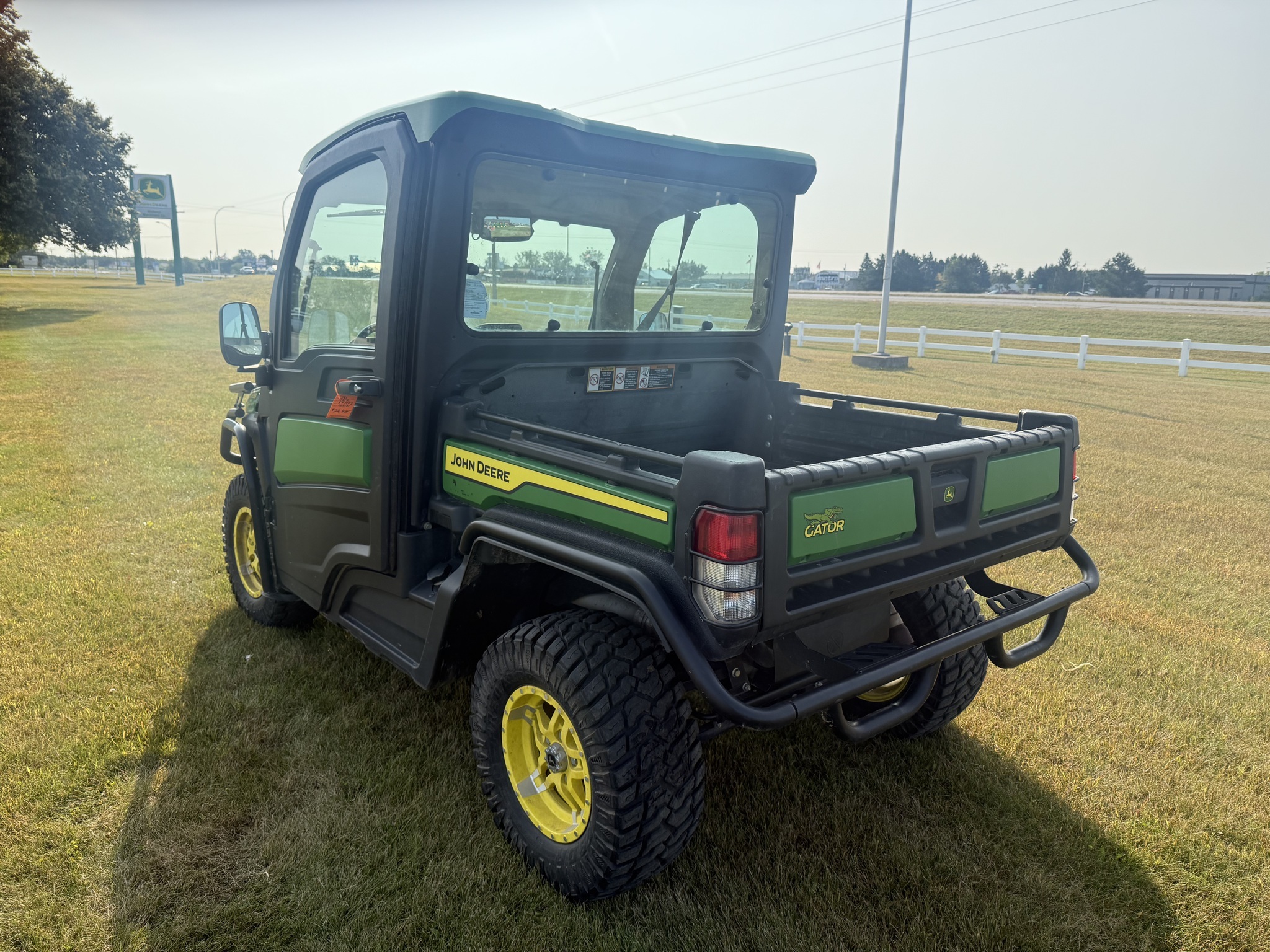 2023 John Deere XUV835R ATVs and Utility Vehicle