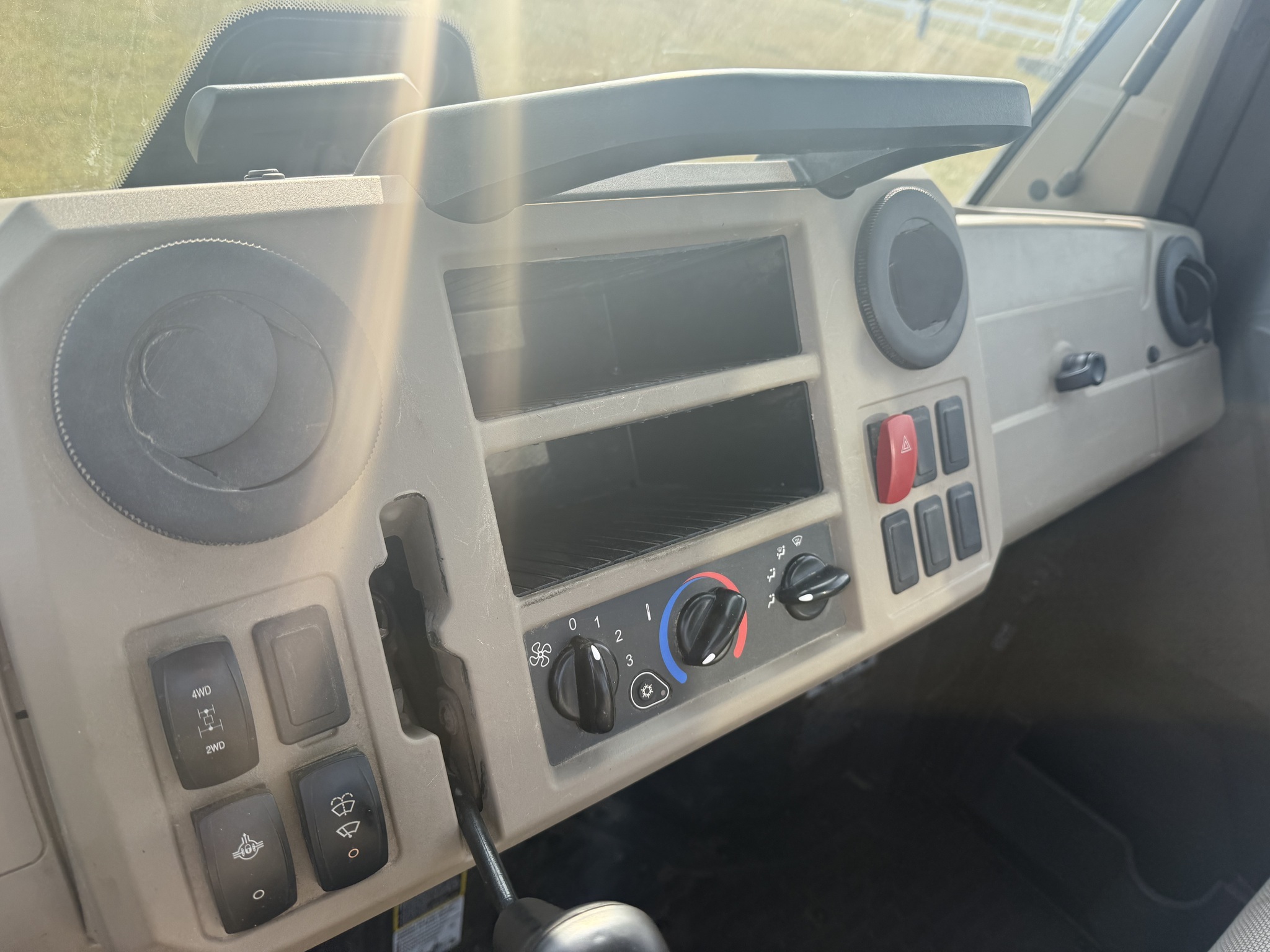 2023 John Deere XUV835R ATVs and Utility Vehicle