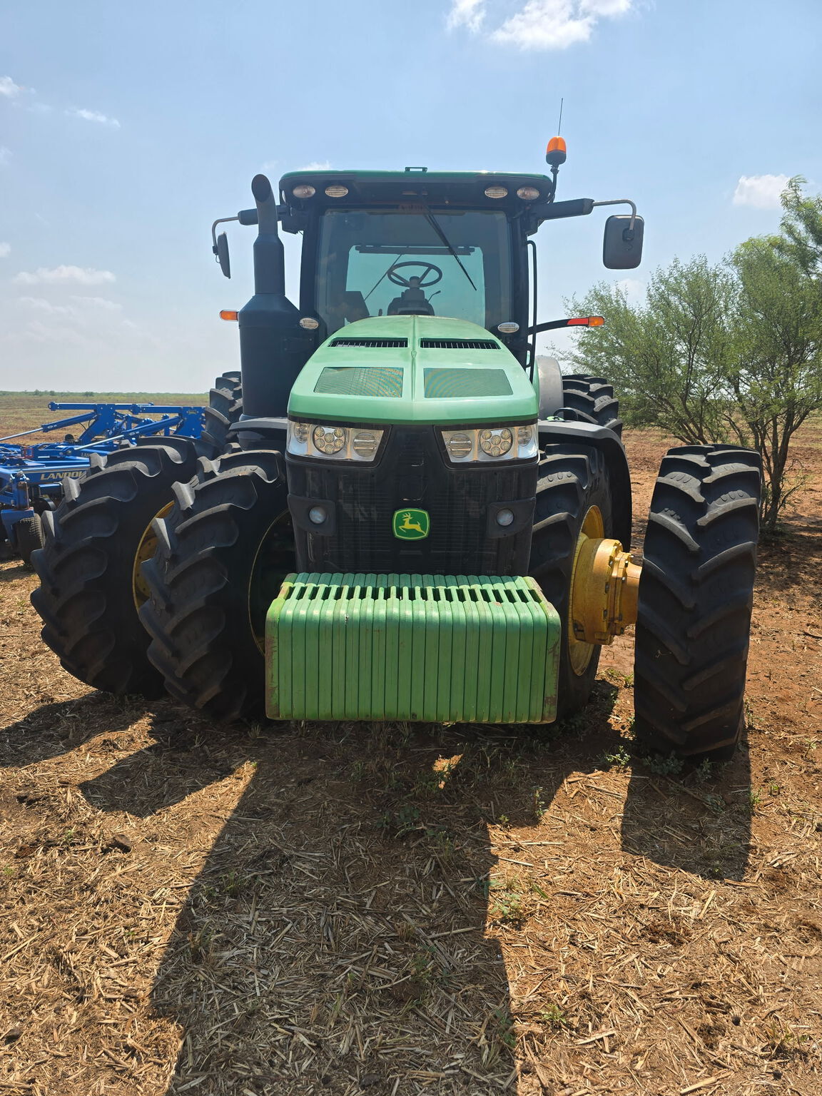 2015 John Deere 8370R Tractor