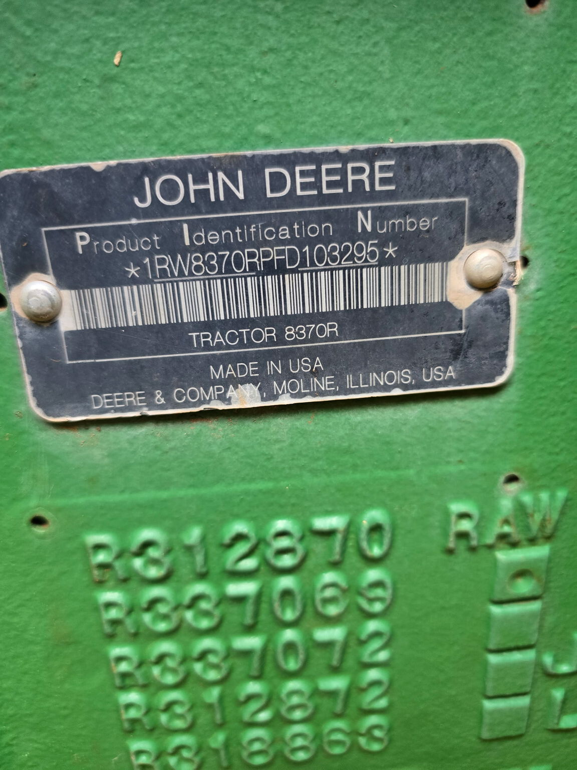 2015 John Deere 8370R Tractor