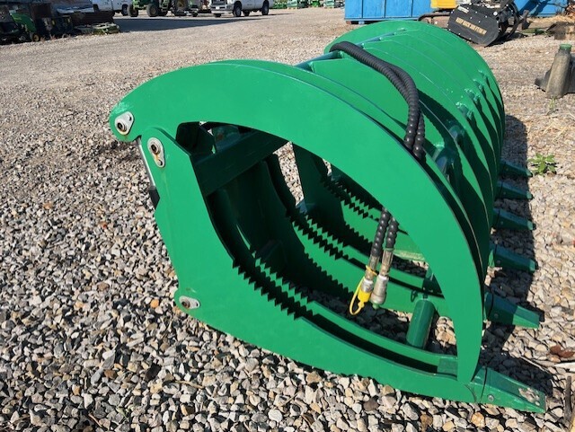 2021 Titan Grapple Loader and Skid Steer Attachment
