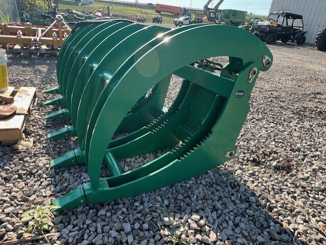 2021 Titan Grapple Loader and Skid Steer Attachment