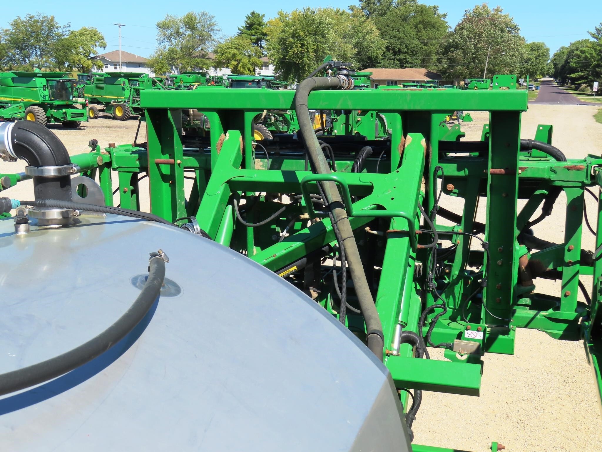 2016 John Deere R4038 Self-Propelled Sprayer