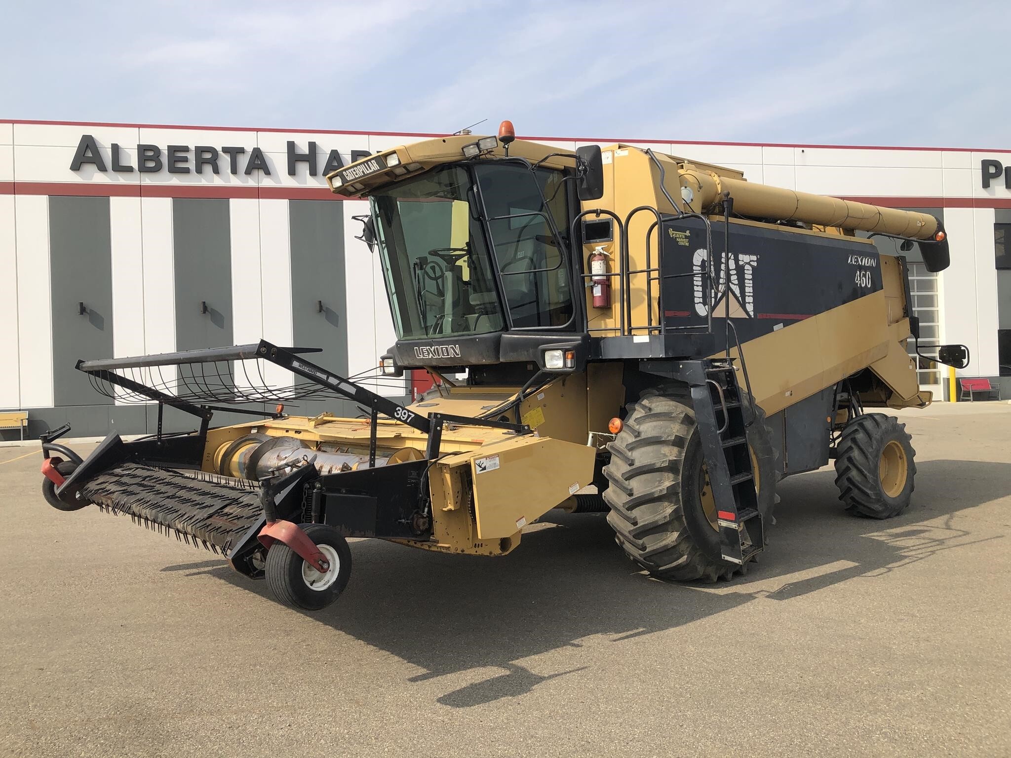 1999 Caterpillar Lexion 460 Combine