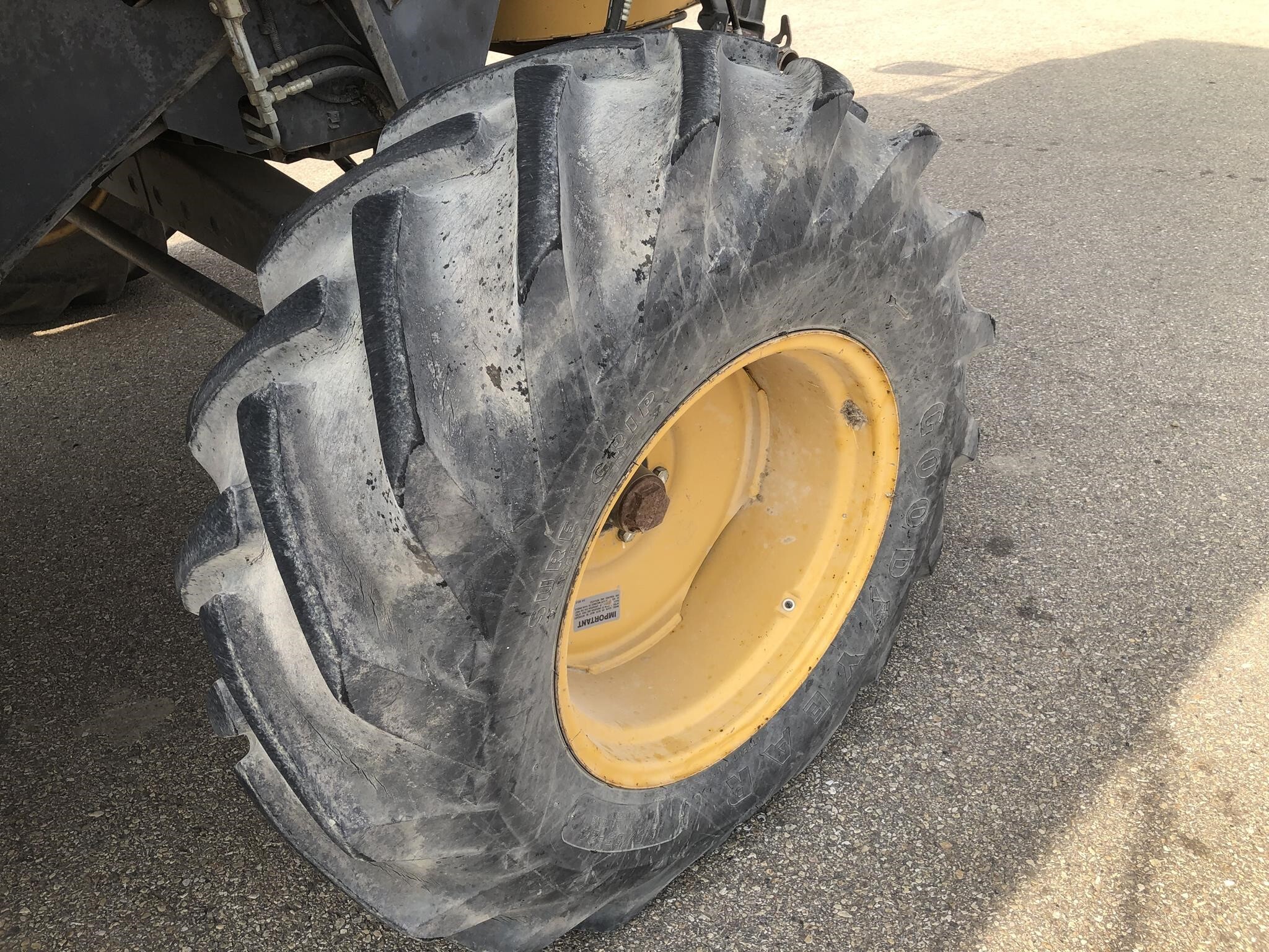 1999 Caterpillar Lexion 460 Combine