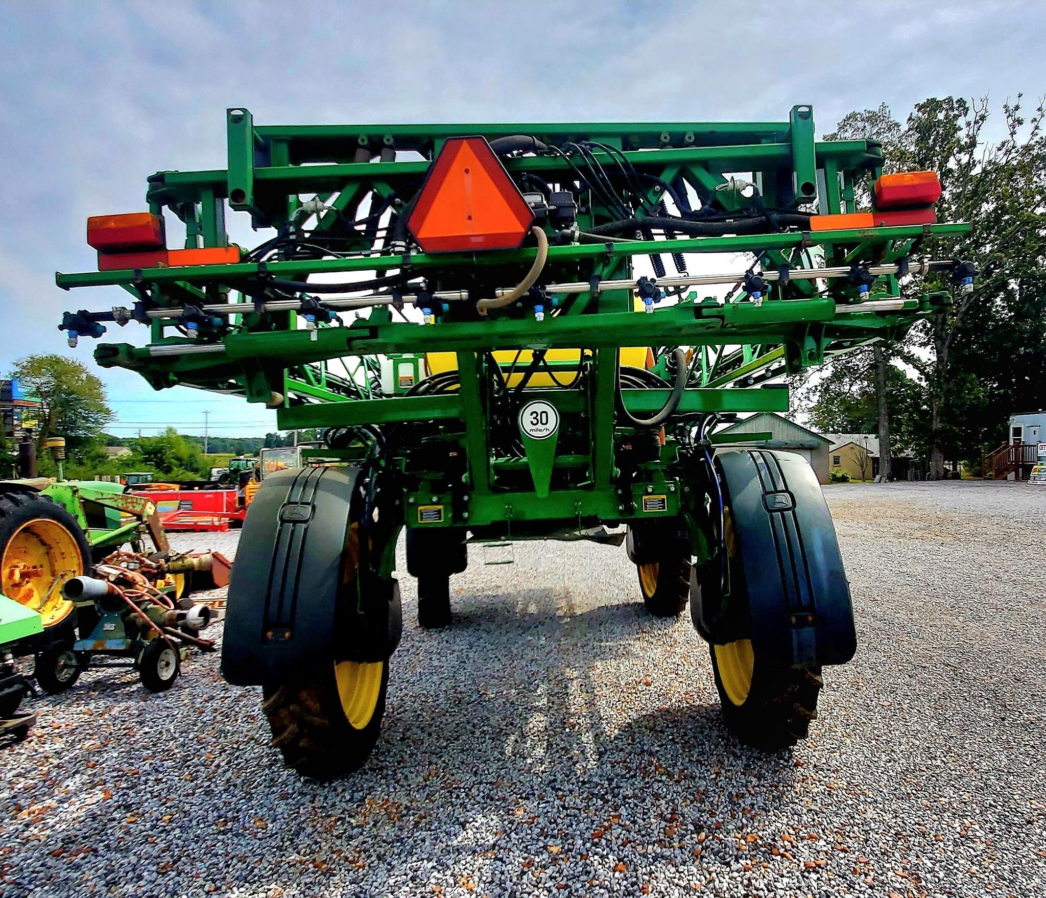 2017 John Deere R4023 Self-Propelled Sprayer