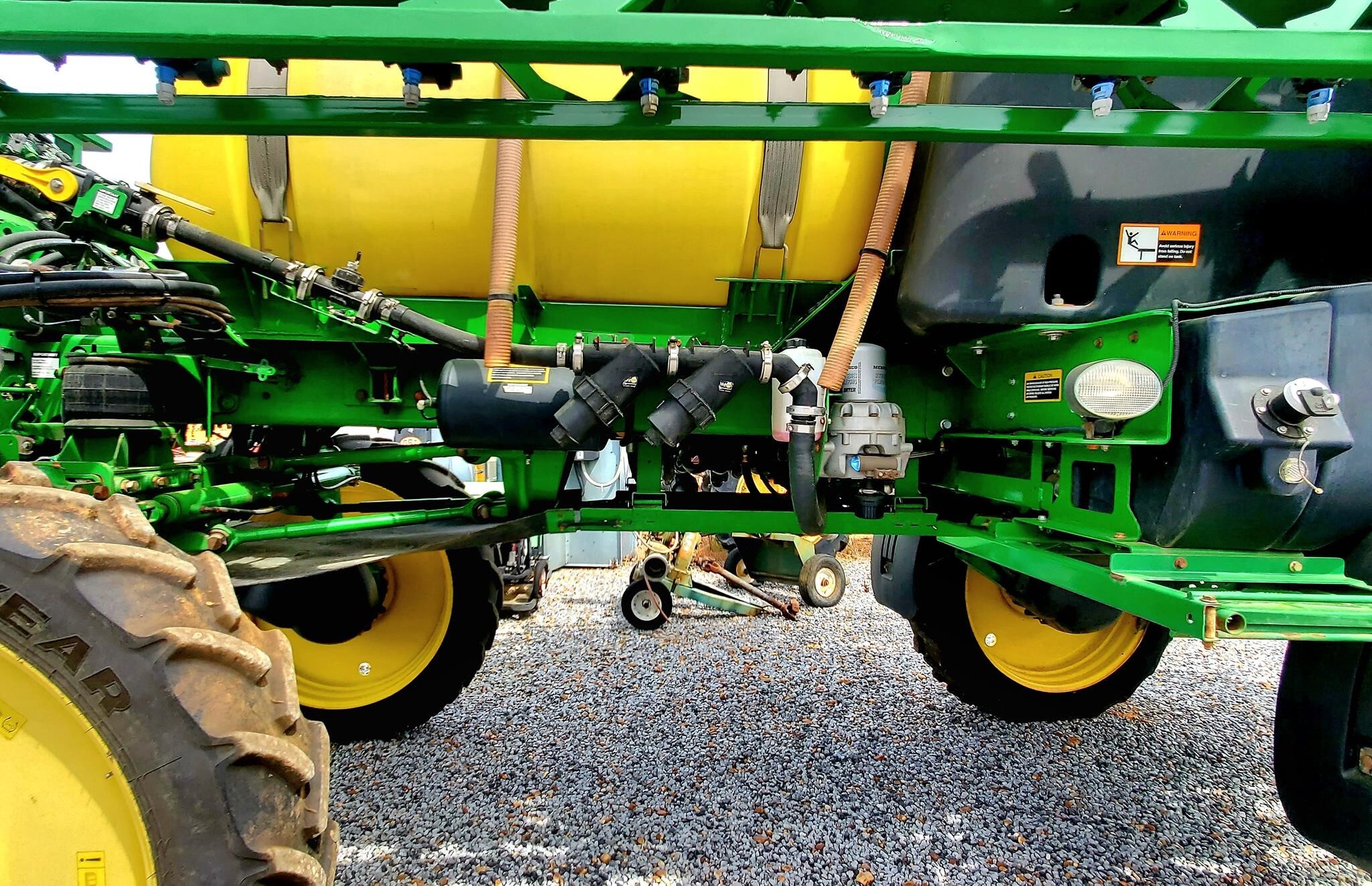 2017 John Deere R4023 Self-Propelled Sprayer