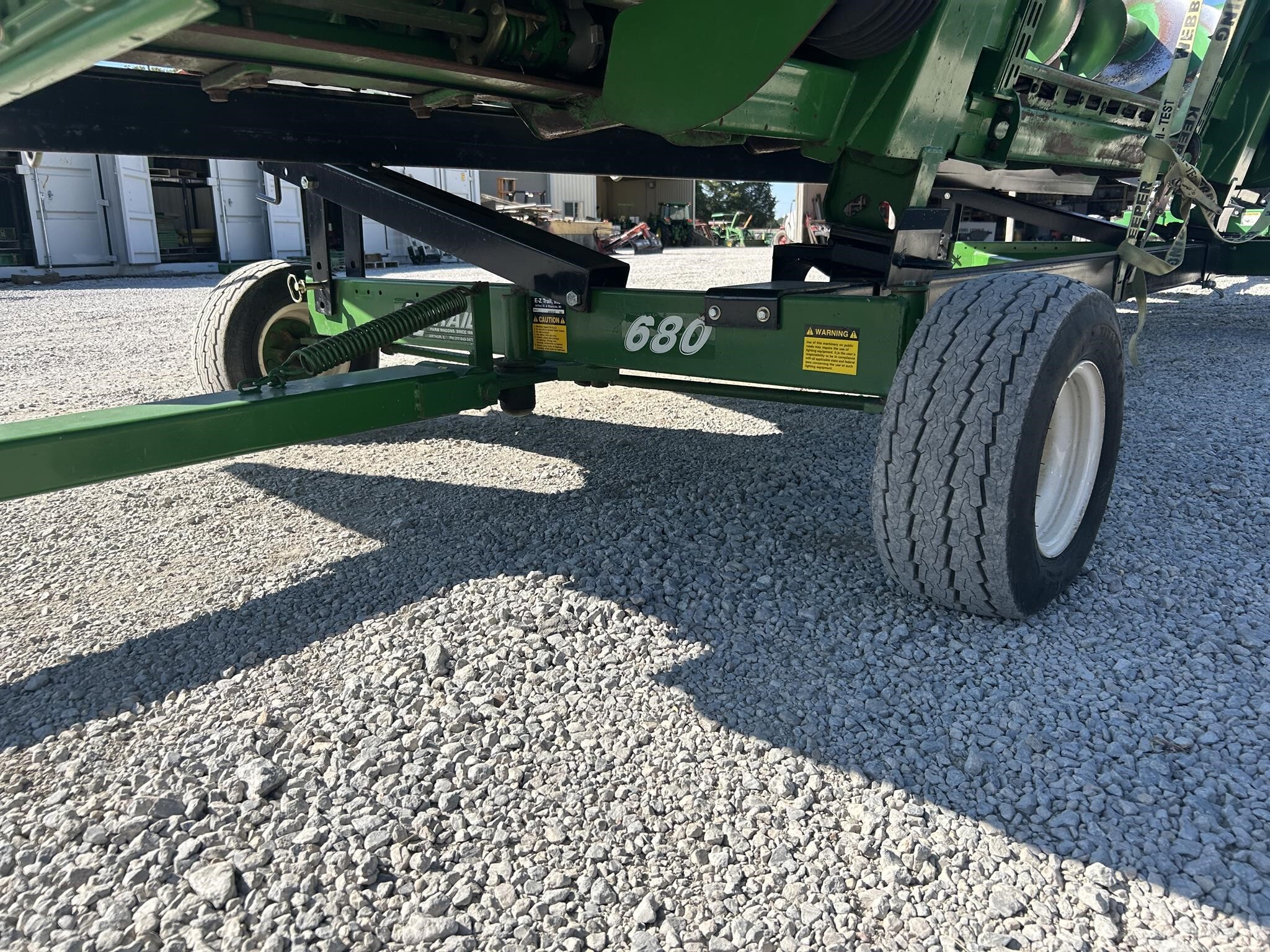  E-Z Trail 680 Header Trailer