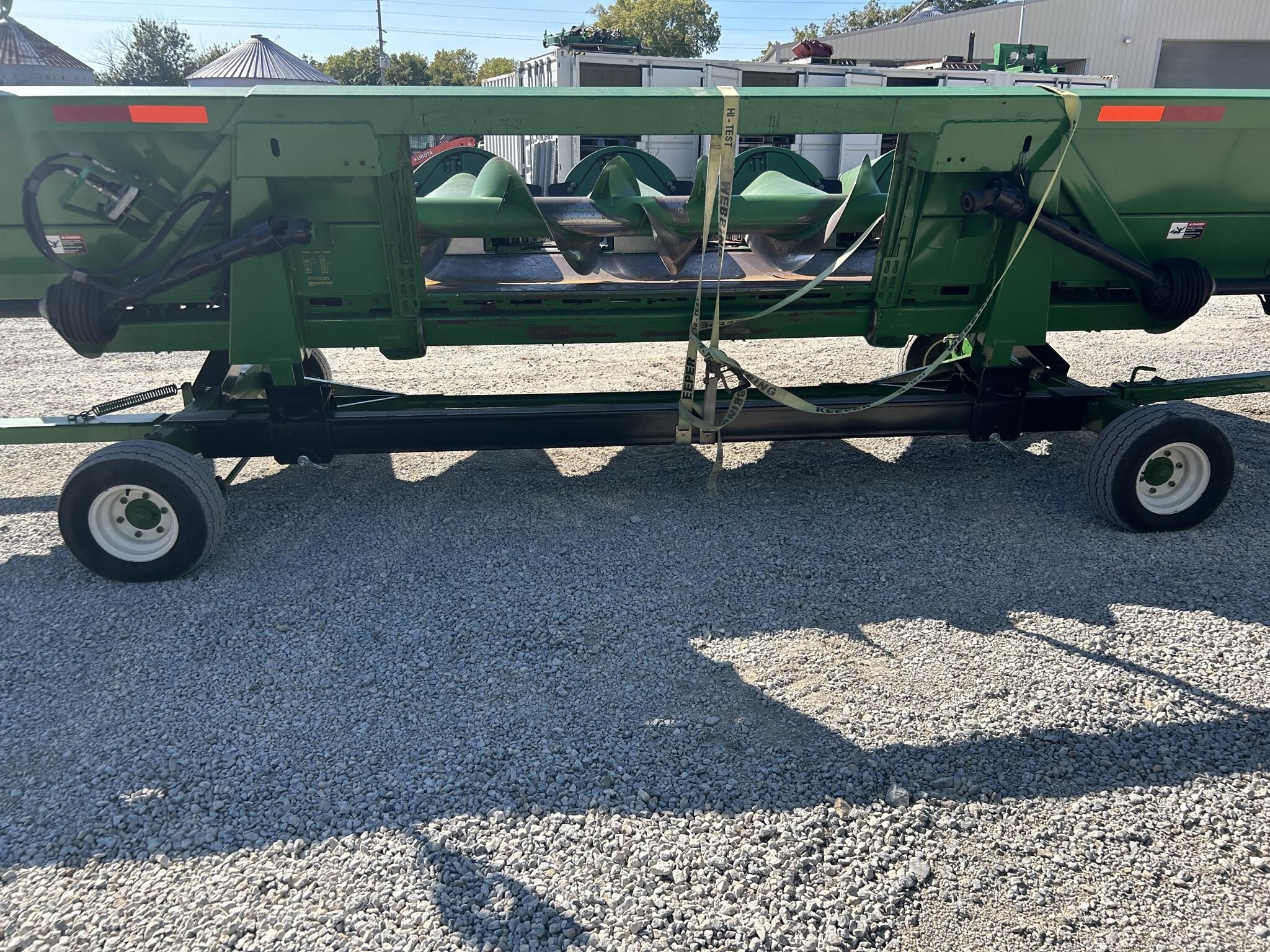  E-Z Trail 680 Header Trailer