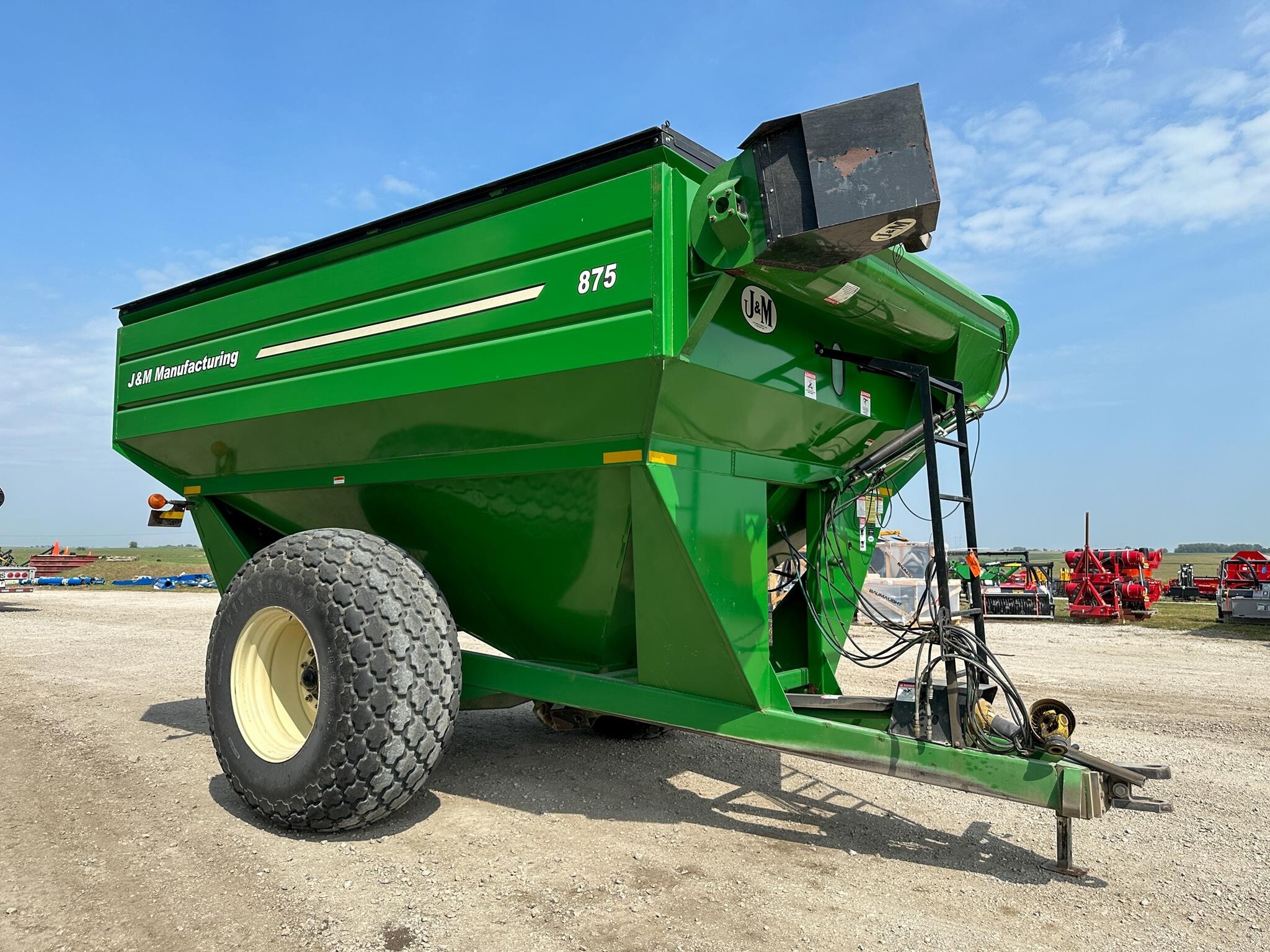 2012 J&M 875 Grain Cart