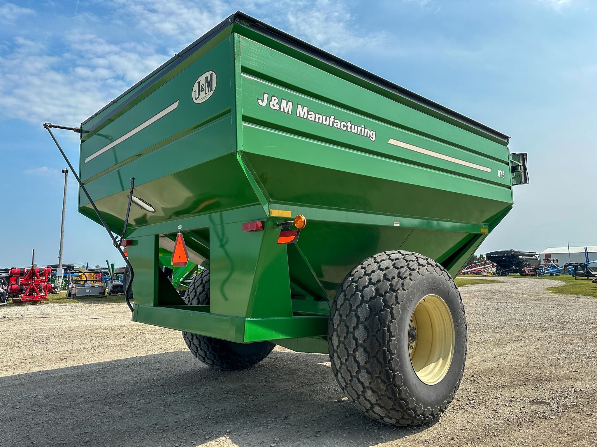 2012 J&M 875 Grain Cart