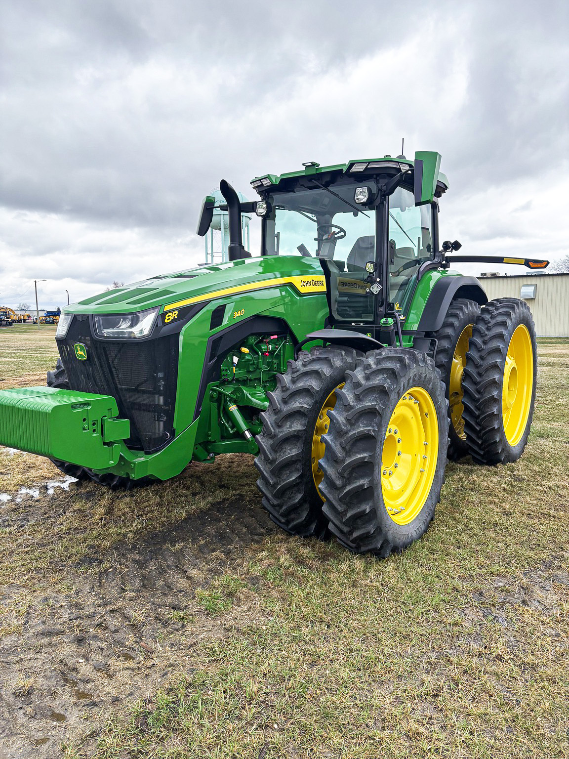 2023 John Deere 8R 340 Tractor
