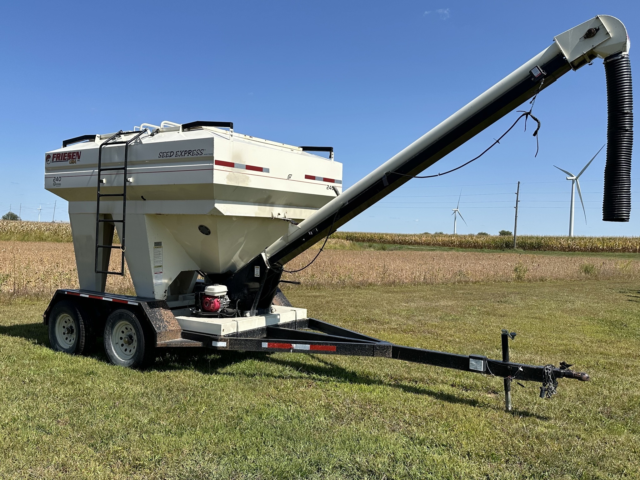 2004 Friesen 240 Seed Tender