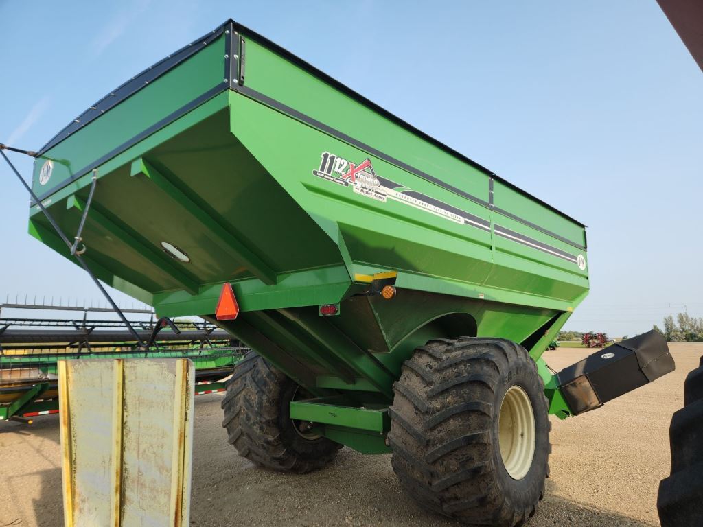 2017 J&M 1112-20 Grain Cart