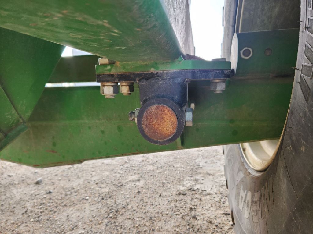 2017 J&M 1112-20 Grain Cart