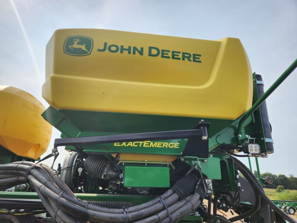 2024 John Deere DB66 Planter