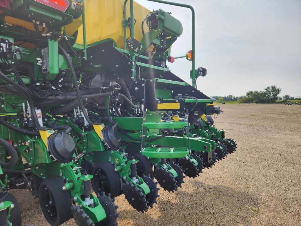 2024 John Deere DB66 Planter
