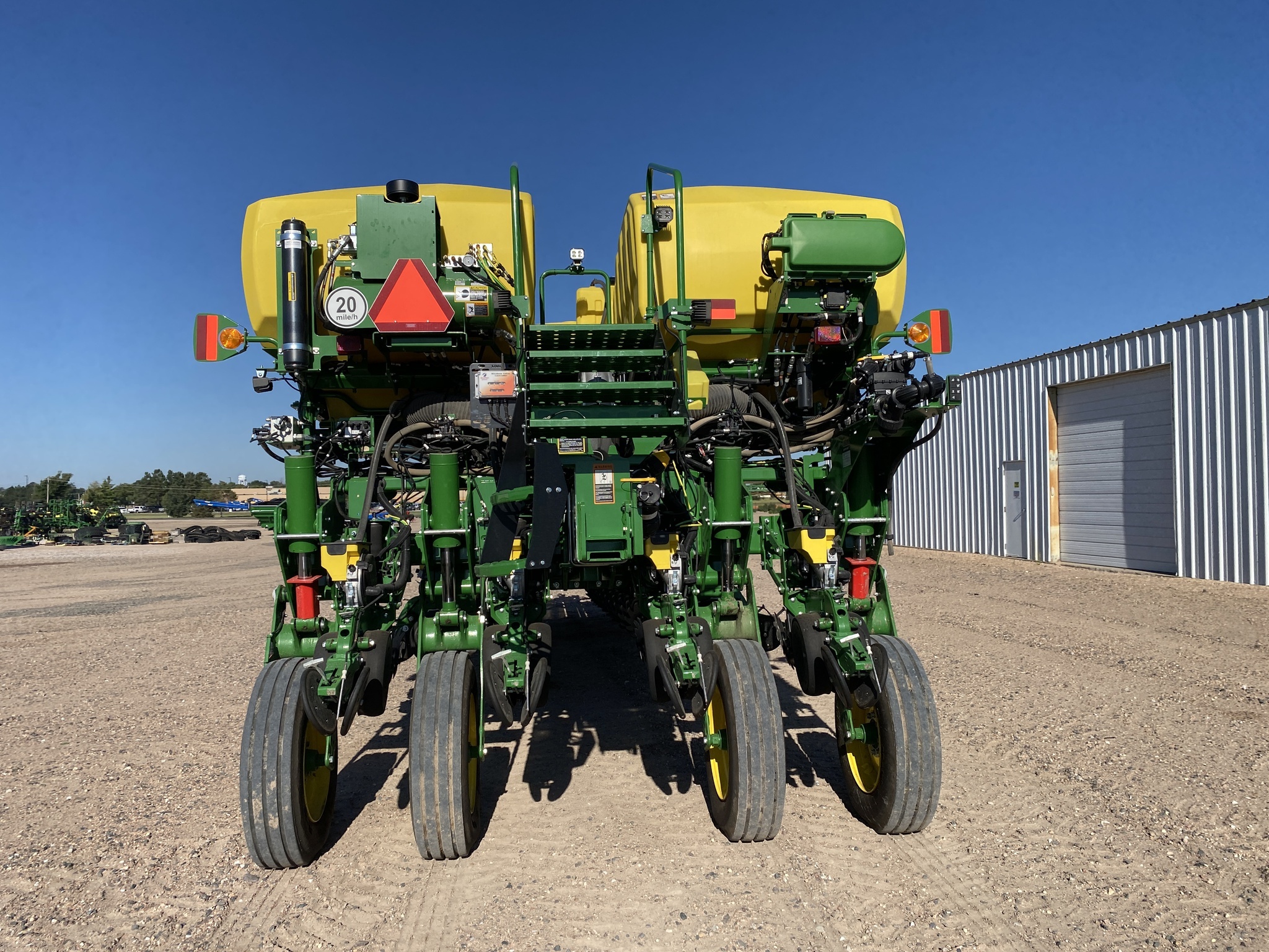 2025 John Deere 1775NT Planter