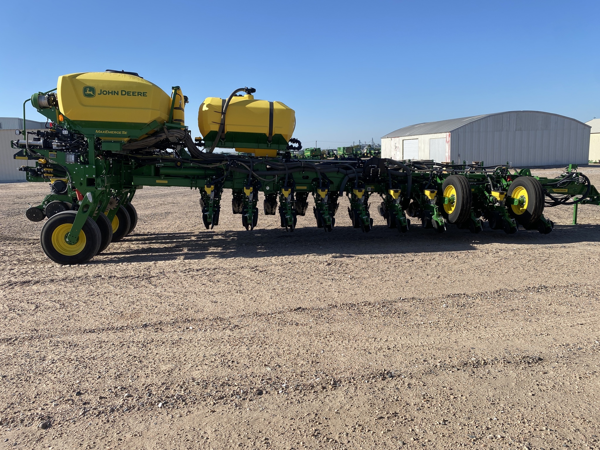 2025 John Deere 1775NT Planter
