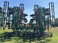 2005 John Deere 2210 Field Cultivator