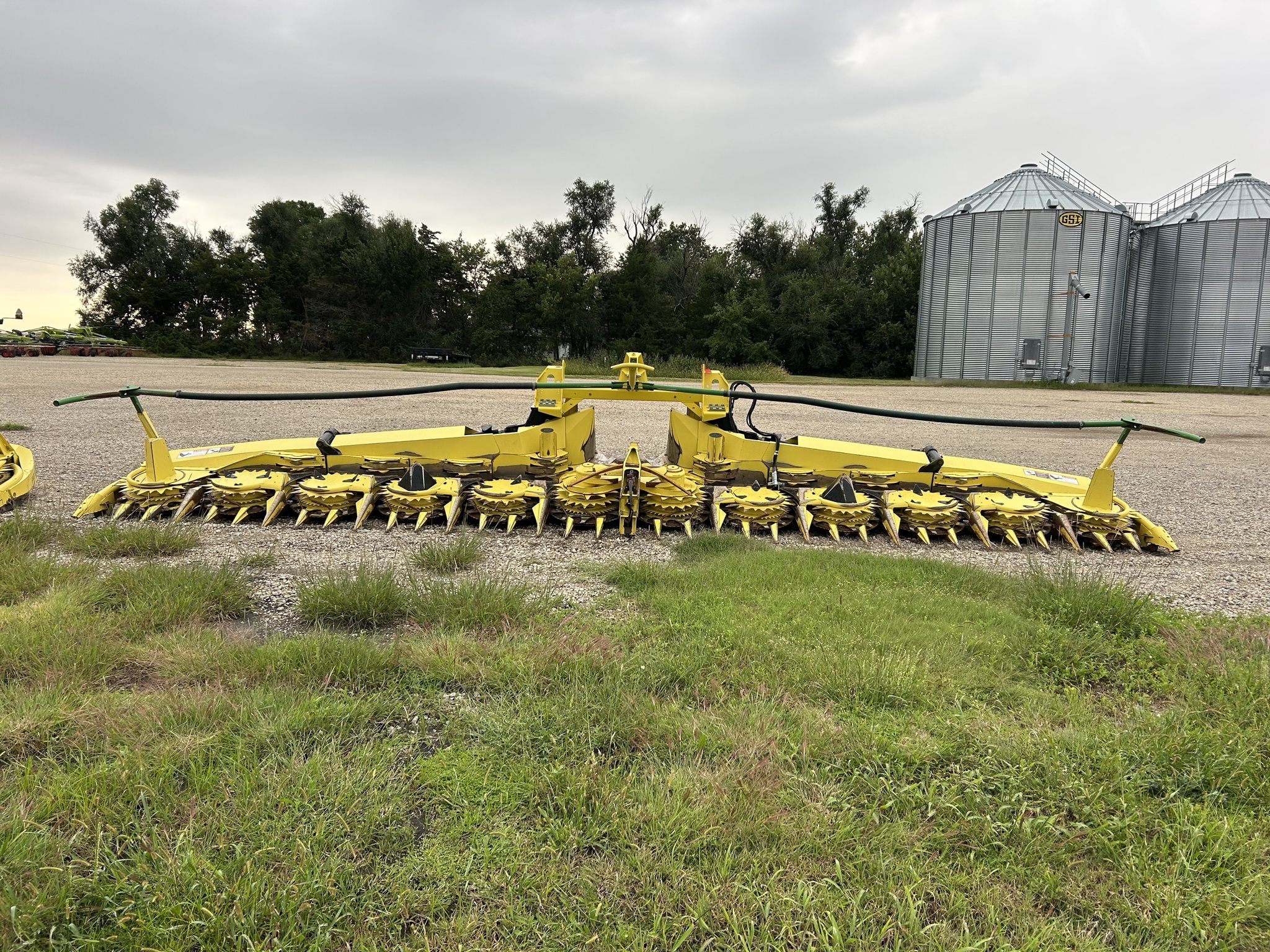 2022 John Deere 692 Forage Harvester Head