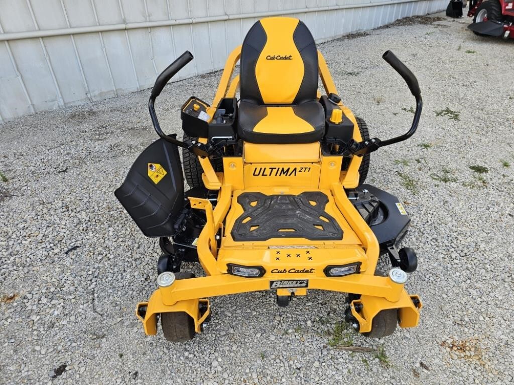 2025 Cub Cadet ULTIMA ZT1 54P Lawn Mower