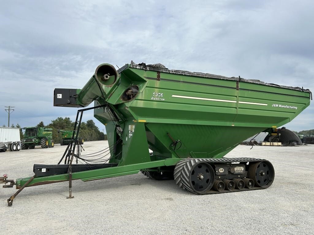 2011 J&M 1326-22T Grain Cart