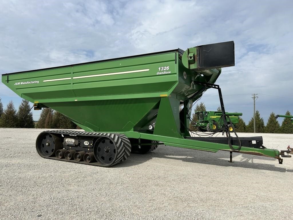 2011 J&M 1326-22T Grain Cart