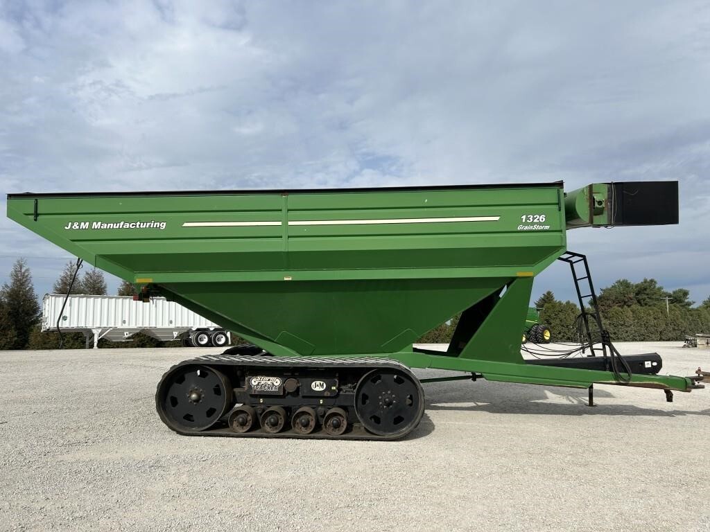 2011 J&M 1326-22T Grain Cart