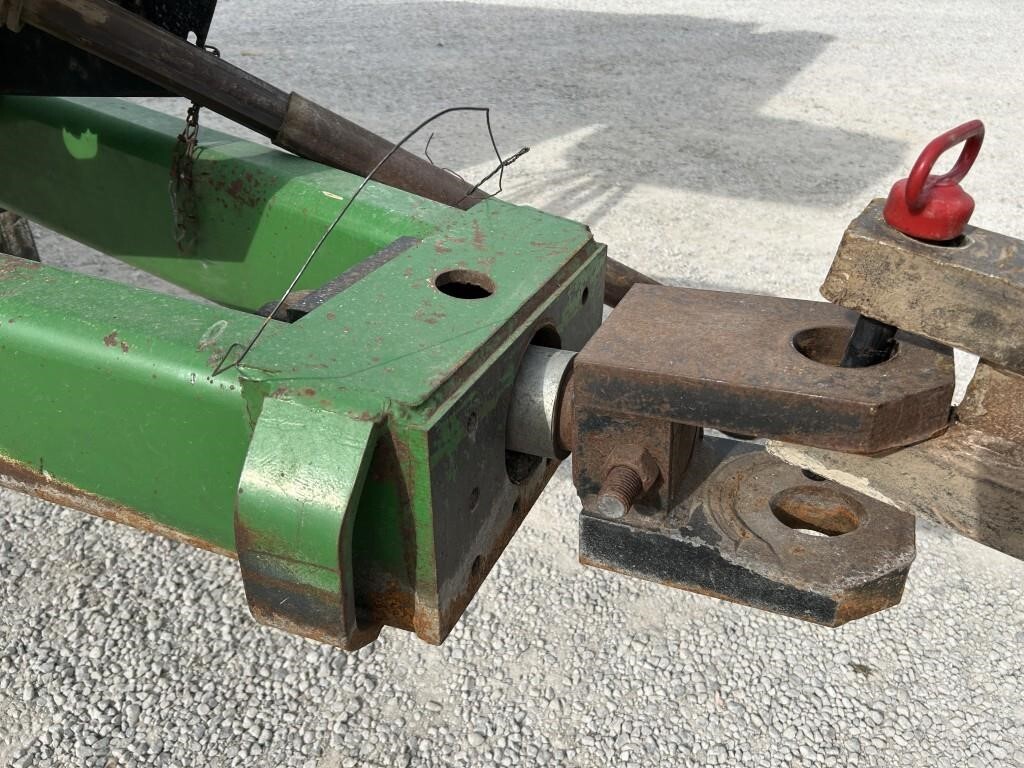 2011 J&M 1326-22T Grain Cart