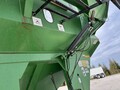 2011 J&M 1326-22T Grain Cart