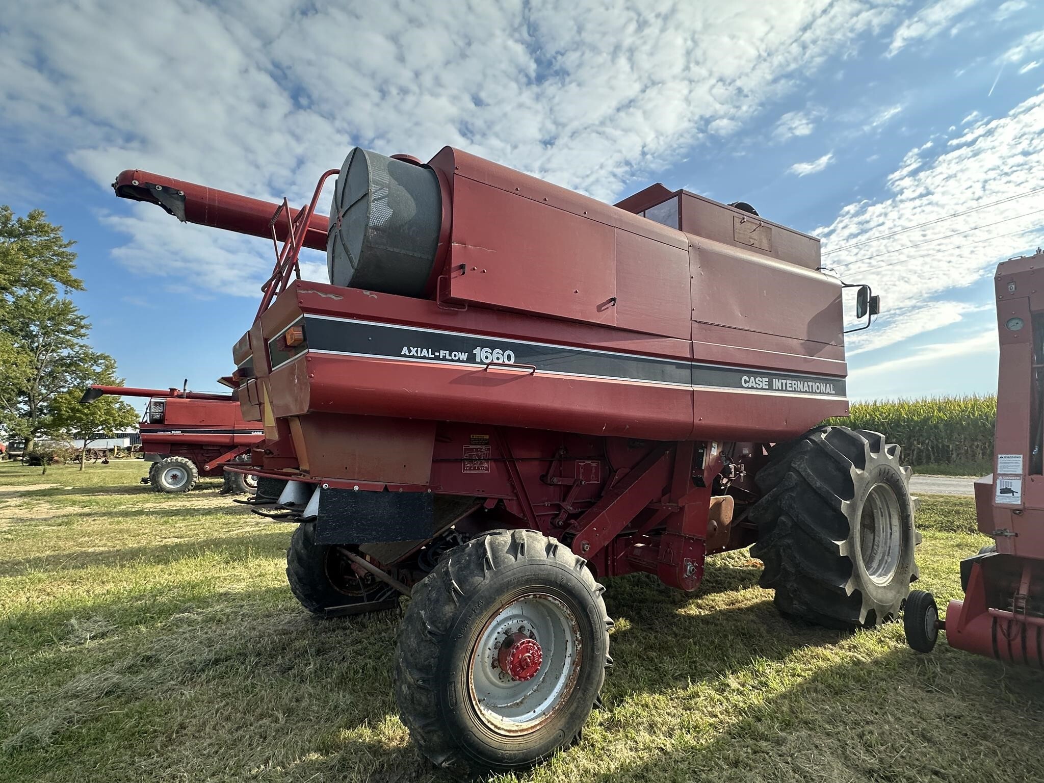  Case IH 1660 Combine