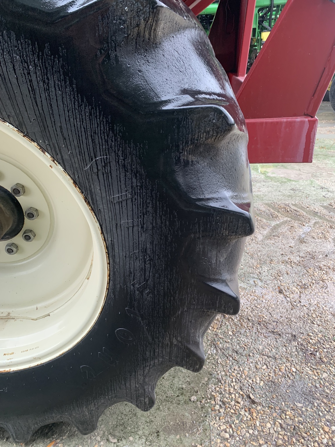 2004 J&M 525-14 Grain Cart